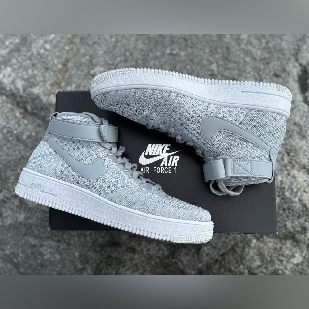 Nike Classic Gray and White Sneakers